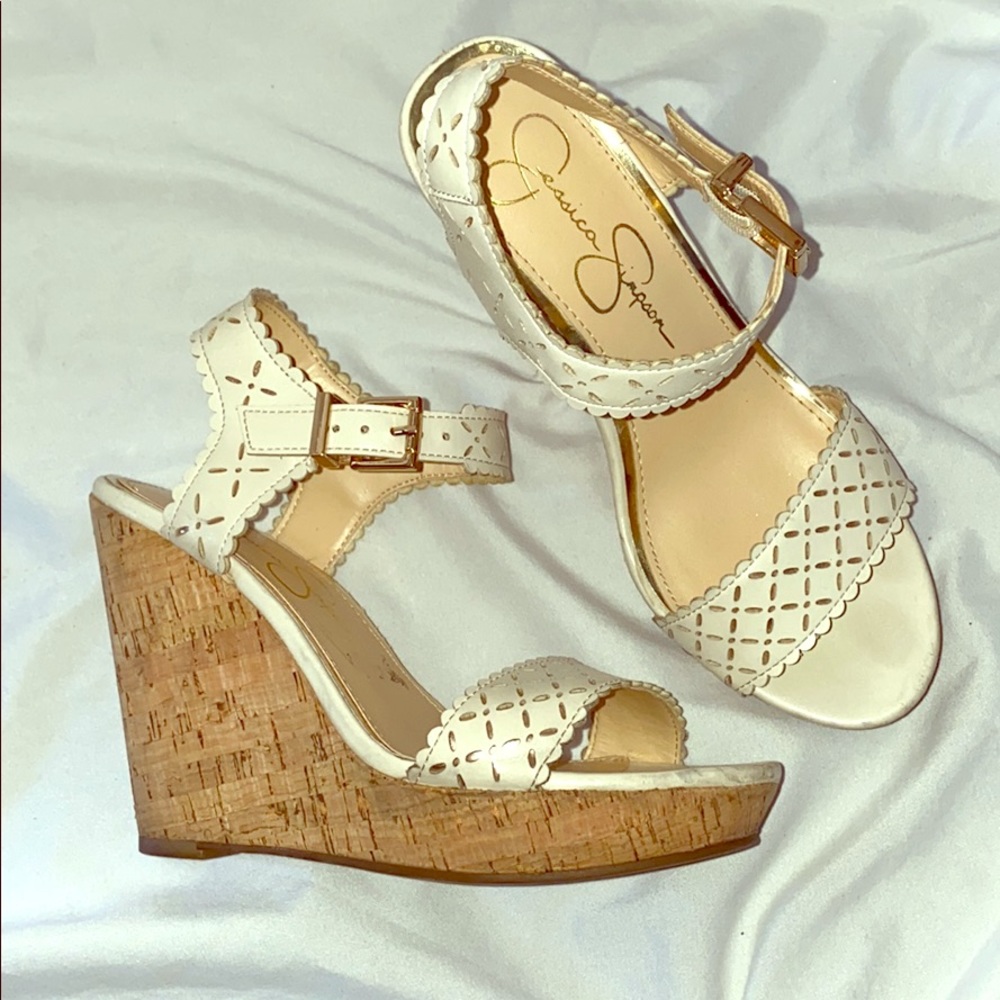 Jessica Simpson Wedges